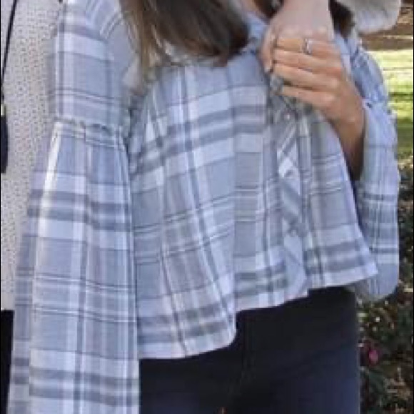 Cloth & Stone - plaid top - size small.  Like new - Picture 5 of 6